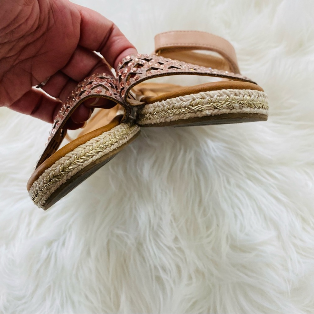 Girl’s Sandals - Picture 2 of 6